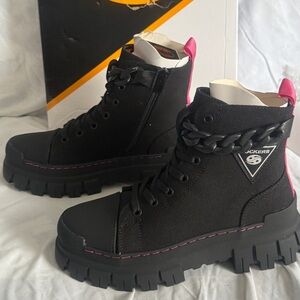 New in Box Ladies Dockers Boots